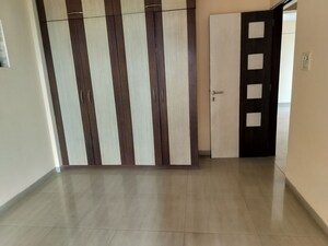 Room in 2 BHK Apartment at Ambika Heights, Nerul – for Rent