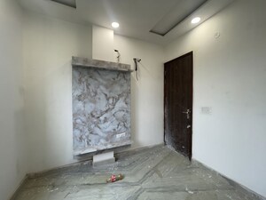 Room in 2 BHK Builder Floor at Rohini Sector 25 – for Sale