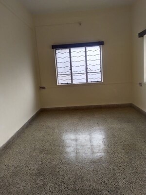 2 BHK Apartment For Rent in Shirin Apartments, Camp