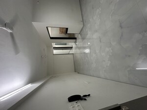2 BHK Apartment For Rent in Shiv Pearl Gardens, Malad West