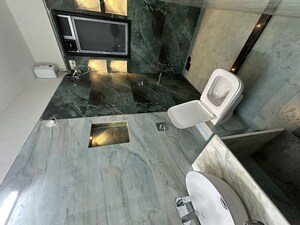 Attached Bathroom in 2 BHK Apartment at Shiv Pearl Gardens, Malad West – for Rent