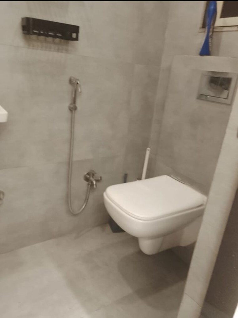 Bathroom, akshar-business-park Commercial Office Space 826 Sq.Ft. In Vashi Sector 19f Navi Mumbai 10650423