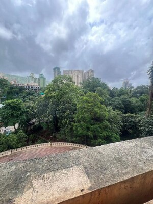  2.5 BHK Apartment at Hiranandani Meadows, Manpada – for Rent
