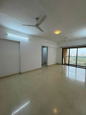 3 BHK Apartment For Rent in Lodha Splendora, Ghodbunder Road