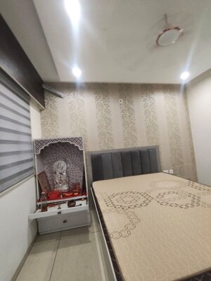Floor Plan in 3 BHK Apartment at Omaxe R2, Gomti Nagar – for Rent