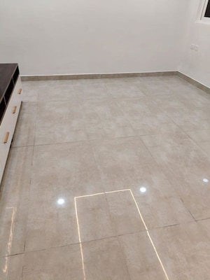 Room in 2 BHK Apartment at Candeur 40, Miyapur – for Rent