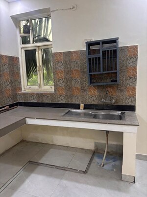 Kitchen in 1.5 BHK Builder Floor at RWA Apartments Sector 50, Sector 50 – for Rent