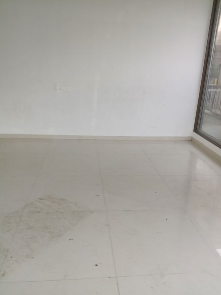 Room, virar west Commercial Office Space 1000 Sq.Ft. In Virar West Palghar 10650483