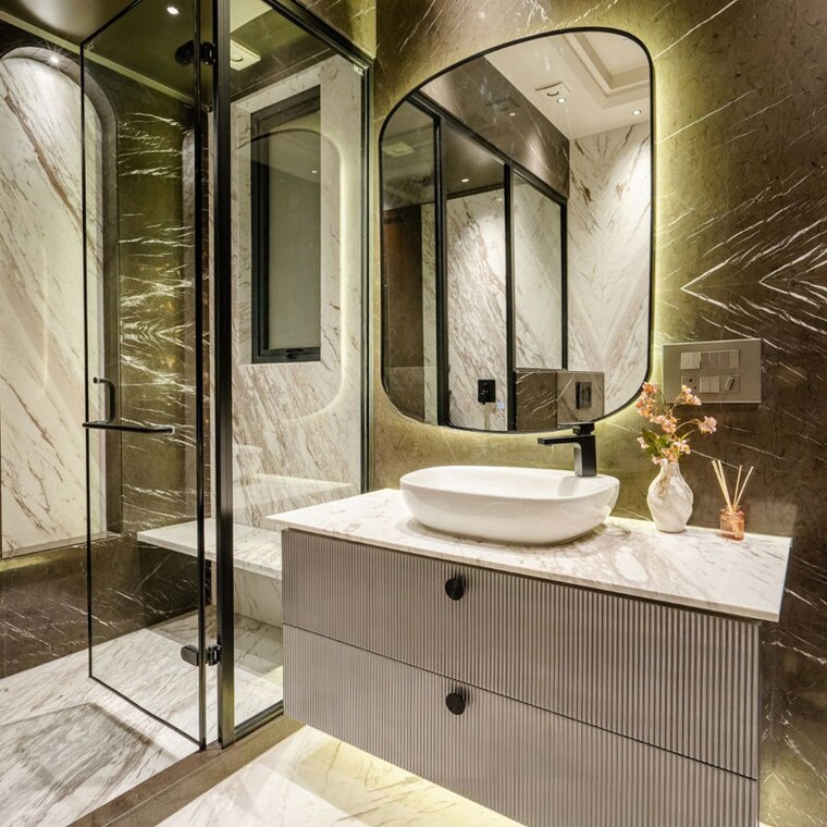 Bathroom, greater kailash 4 Bedroom 3000 Sq.Ft. Builder Floor In Greater Kailash Delhi 10650497