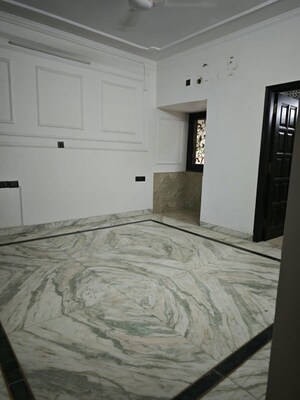 2 BHK Builder Floor For Sale in Kalkaji