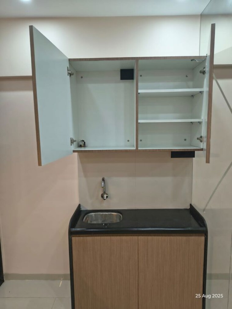 undefined, 86-central Commercial Office Space 571 Sq.Ft. In Ghatkopar West Mumbai 10650524