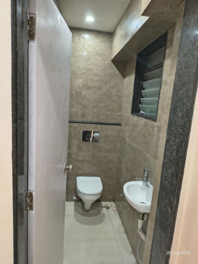 Bathroom, 86-central Commercial Office Space 571 Sq.Ft. In Ghatkopar West Mumbai 10650524
