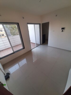 Room in 1 BHK Apartment at Ajmera Exotica, Wagholi – for Rent