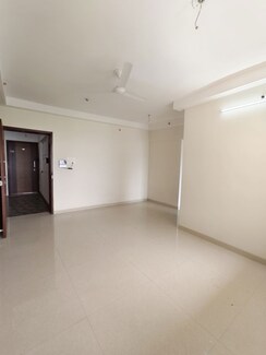 Apartment For Sale in Paradise Sai Symphony