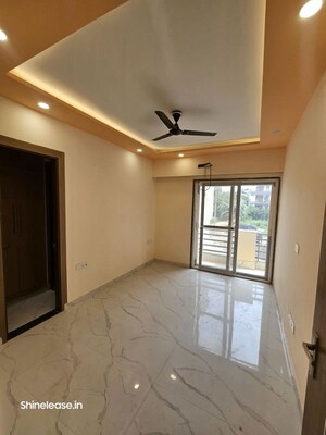 Room in 4 BHK Builder Floor at Sector 57 – for Rent