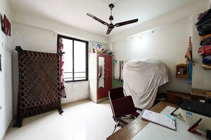 Team Area in 2 BHK Apartment at Vastral – for Sale