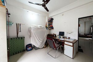 Team Area in 2 BHK Apartment at Vastral – for Sale