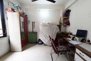 Team Area in 2 BHK Apartment at Vastral – for Sale