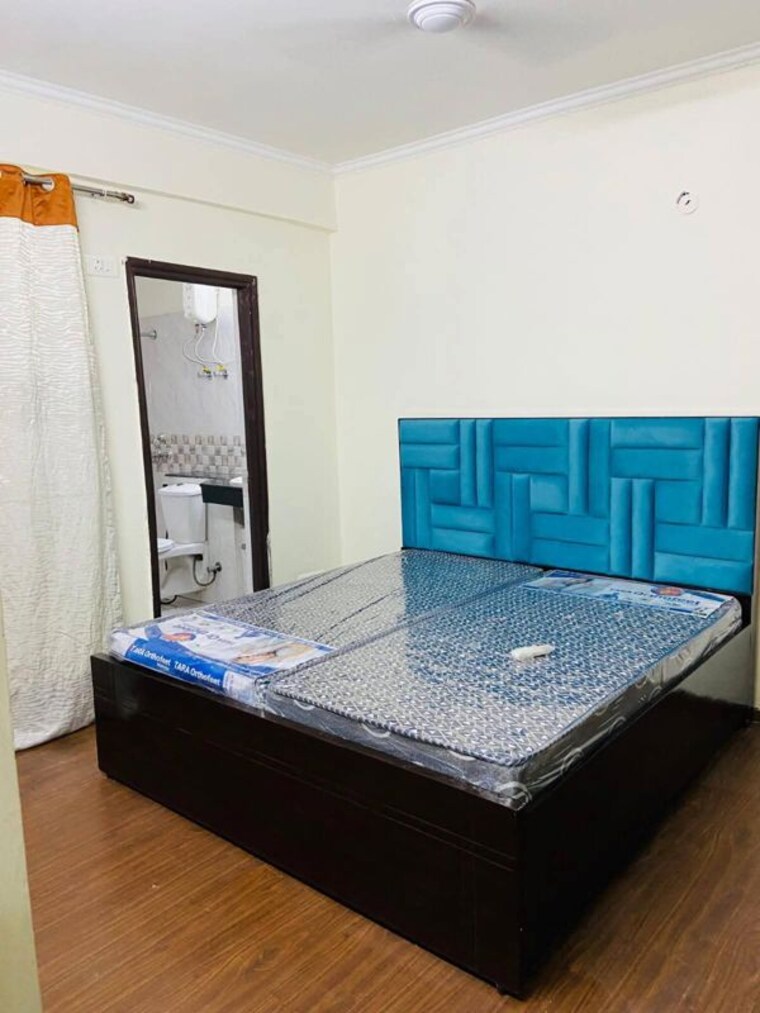 Bedroom, gaur-city-2-14th-avenue 2 Bedroom 1040 Sq.Ft. Apartment In Sector 16c Greater Noida Greater Noida 10650694