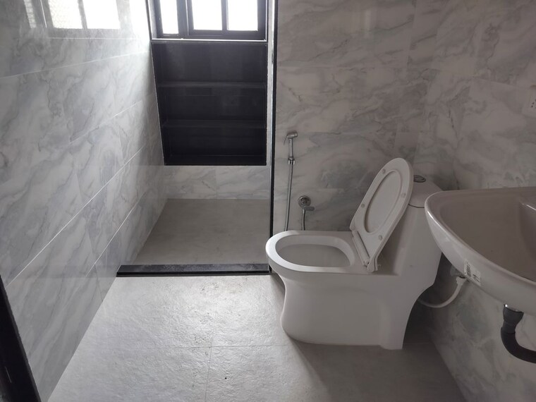 Bathroom, army-welfare-chs 3.5 Bedroom 1480 Sq.Ft. Apartment In Nerul Navi Mumbai 10650710