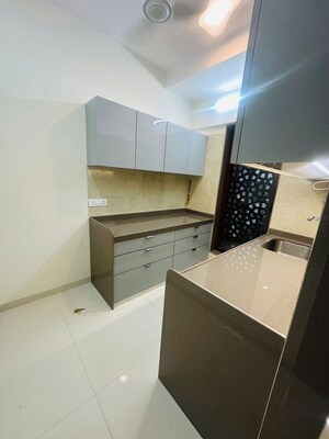 Team Area in 2 BHK Apartment at Geetanjali Heritage, Chembur – for Rent