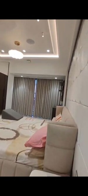 Team Area in 3 BHK Apartment at Raheja Classique, Andheri West – for Rent