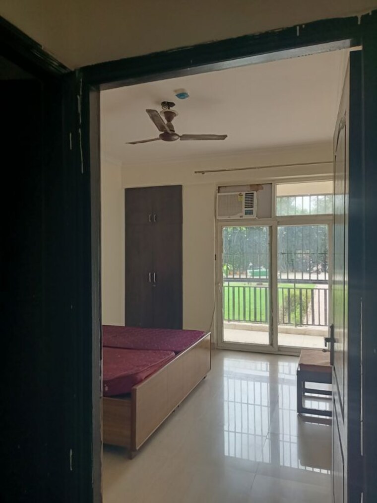Room, saviour-greenisle 3 Bedroom 1600 Sq.Ft. Apartment In Sain Vihar Ghaziabad 10650732