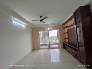 Room in 3.5 BHK Apartment at Aparna Luxor Park, Kondapur – for Rent