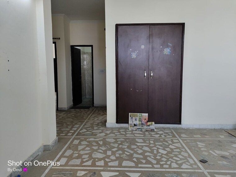 Bedroom, realtech-the-luxurium 2 Bedroom 1450 Sq.Ft. Builder Floor In Sushant Lok I Gurgaon 10650756