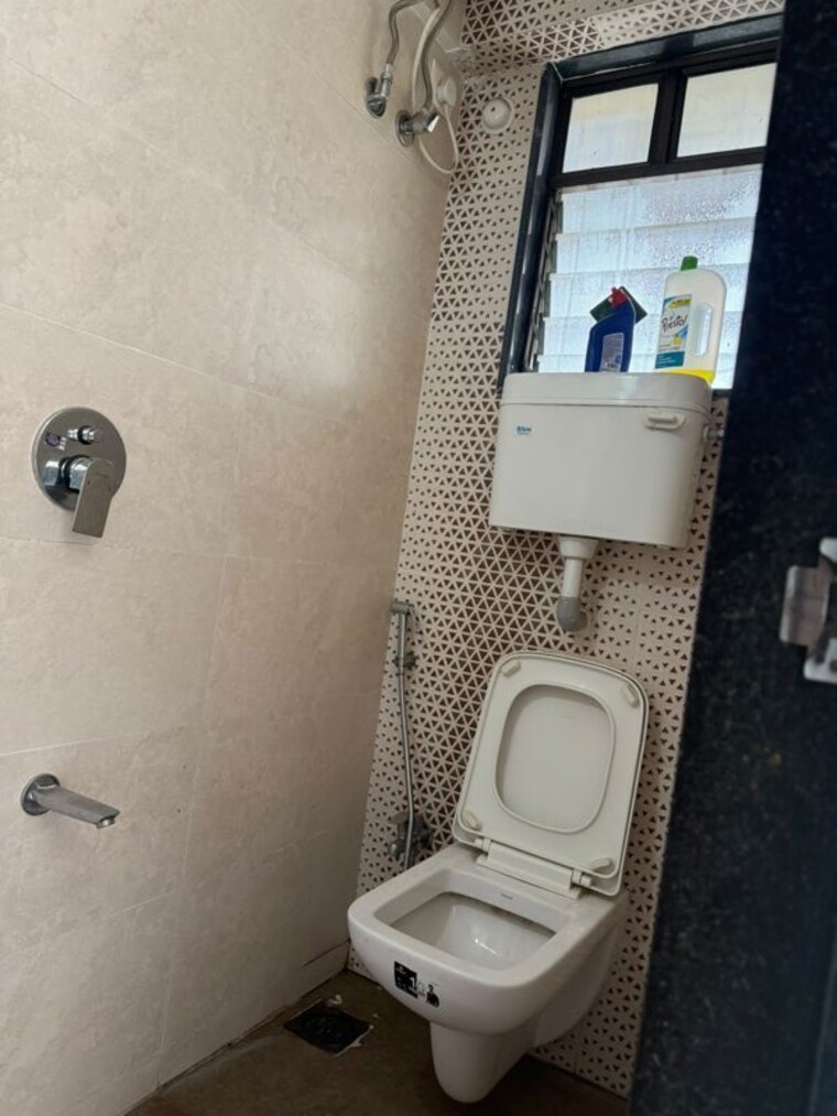 Bathroom, bhoomi-samarth-b-wing 1 Bedroom 451 Sq.Ft. Apartment In Goregaon East Mumbai 10650761