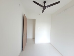 Furnished Amenities in 1.5 BHK Apartment at Godrej Emerald, Ghodbunder Road – for Rent