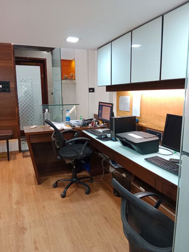 Team Area, crystal-plaza-andheri-west Commercial Office Space 302 Sq.Ft. In Andheri West Mumbai 10650765