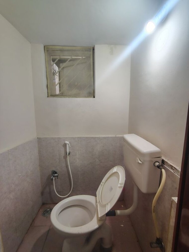 Bathroom, hsr layout 2 Bedroom 1200 Sq.Ft. Independent House In Hsr Layout Bangalore 10650805