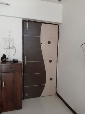 Furnished Amenities in 1 BHK Apartment at Group Satellite Elegance, Goregaon East – for Sale