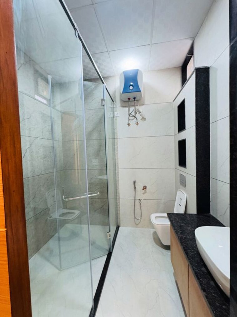 Bathroom, ajmer road 5 Bedroom 2400 Sq.Ft. Independent House In Ajmer Road Jaipur 10648048