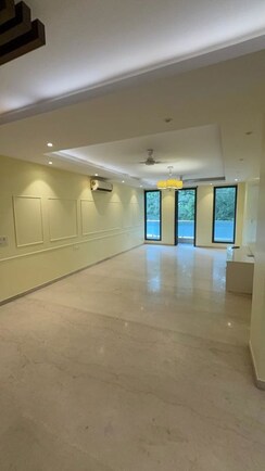 4 BHK Builder Floor For Rent in Nehru Enclave