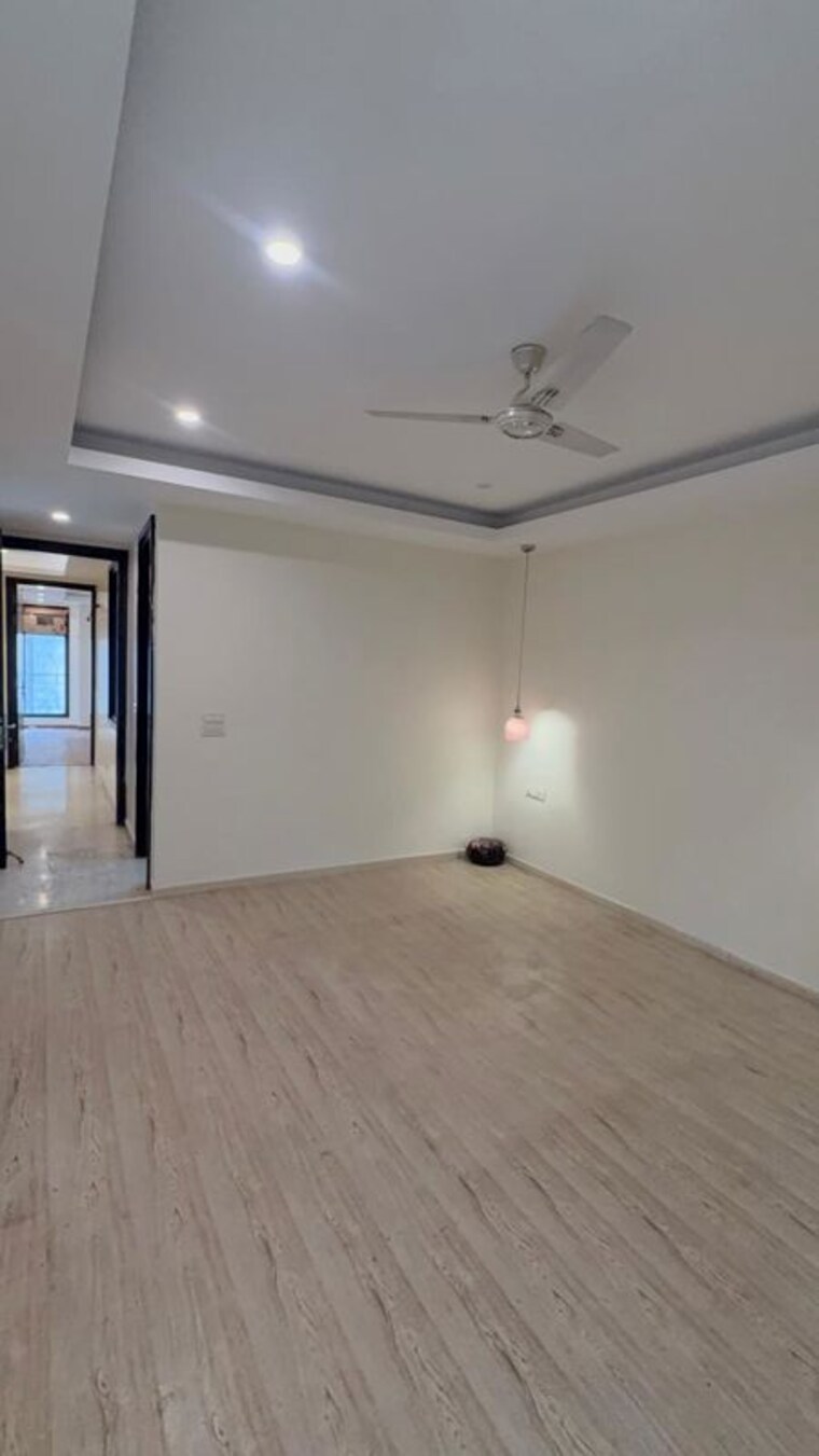Room, nehru enclave 4 Bedroom 3500 Sq.Ft. Builder Floor In Nehru Enclave Delhi 10650838