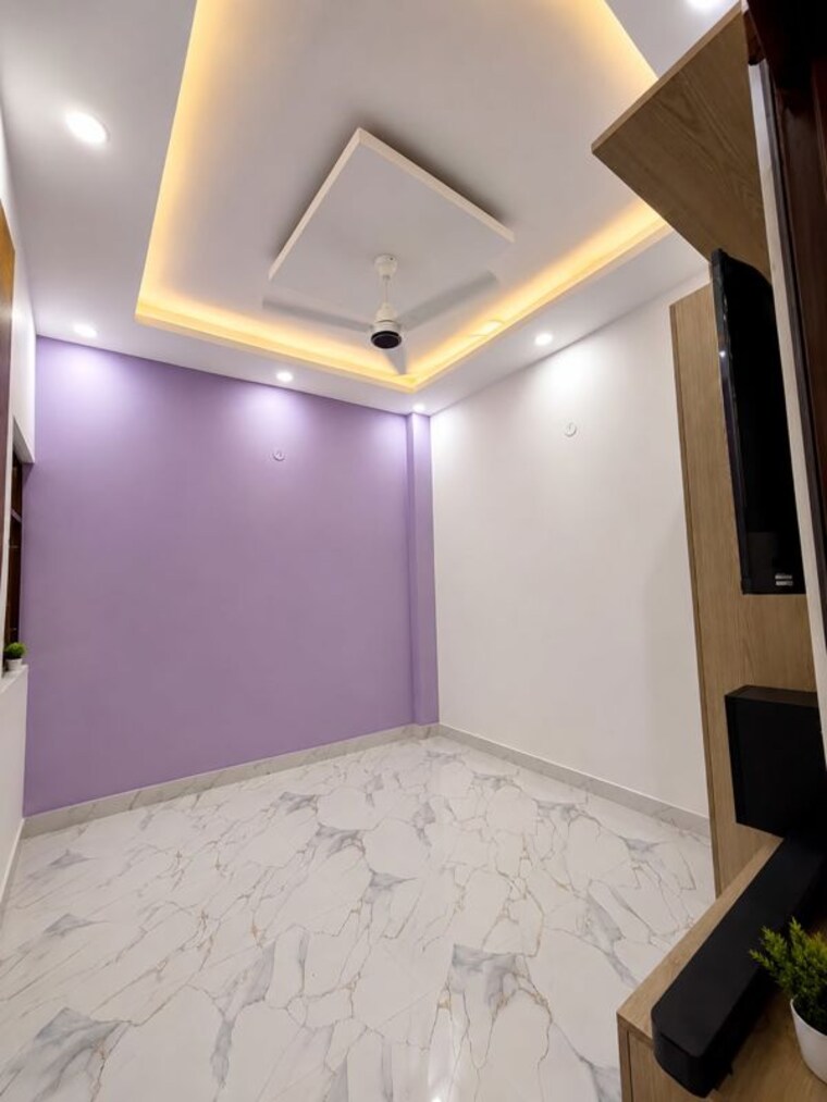 Room, palla 3.5 Bedroom 50 Sq.Yd. Independent House In Palla Faridabad 10650876