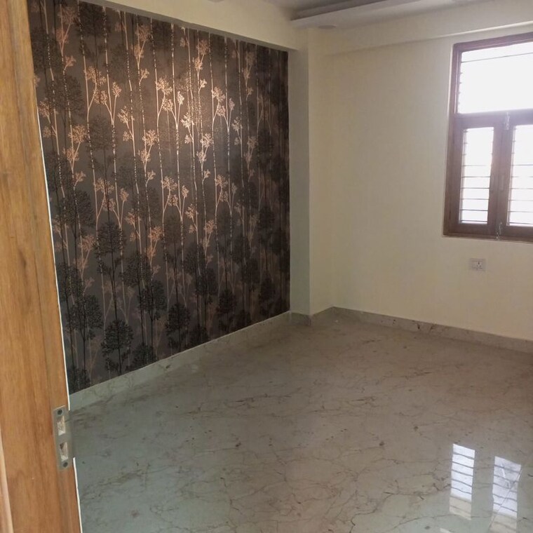 Room, sai-residency-noida 3 Bedroom 1650 Sq.Ft. Apartment In Sector 73 Noida 10650882