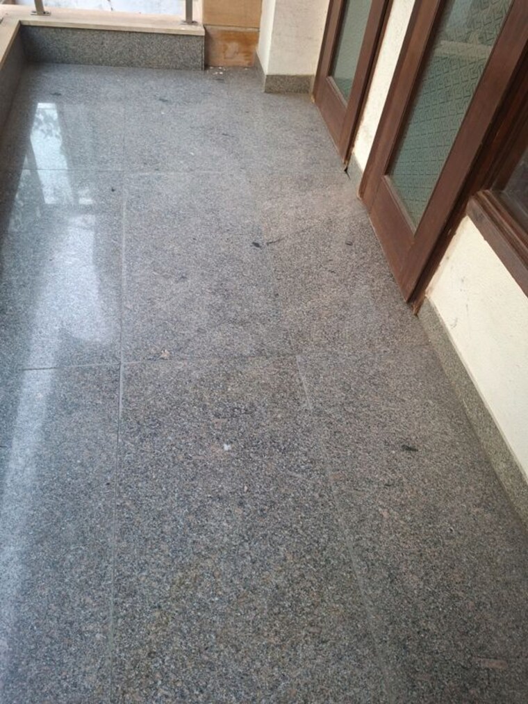 Balcony, green park 3 Bedroom 1800 Sq.Ft. Builder Floor In Green Park Delhi 10650878