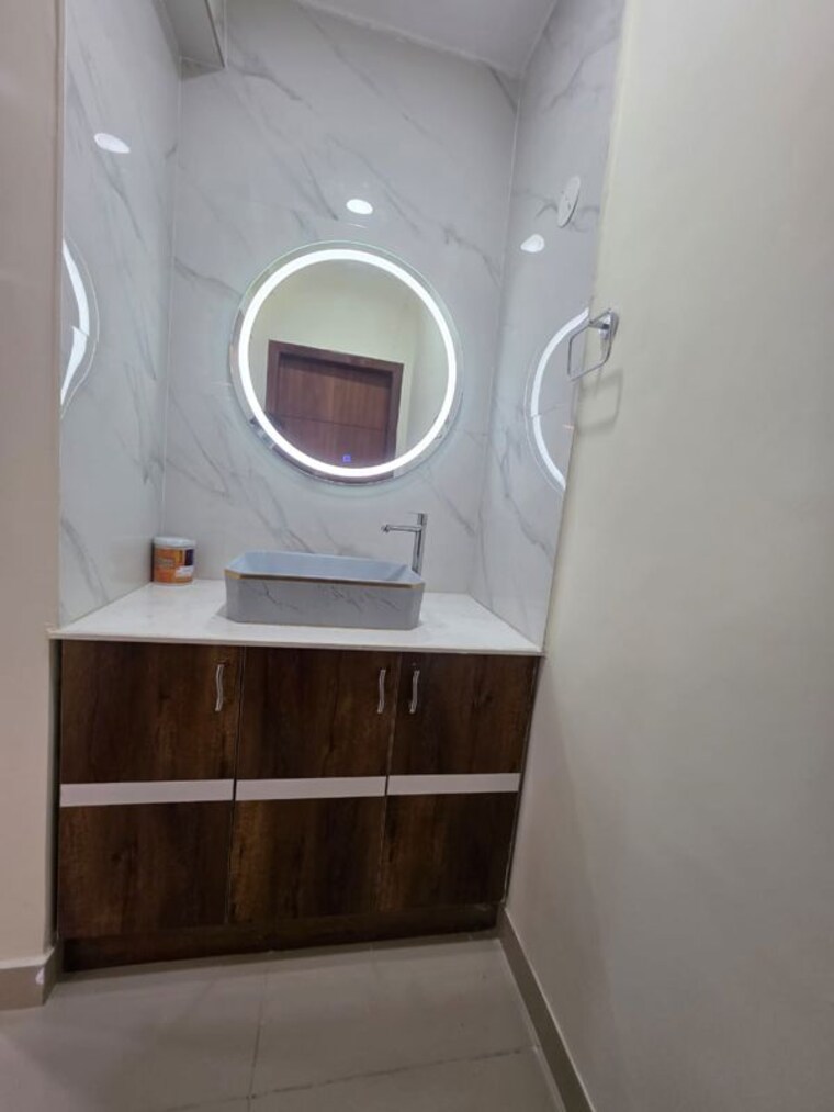 Bathroom, accurate-wind-chimes 3 Bedroom 1720 Sq.Ft. Apartment In Gachibowli Hyderabad 10650887