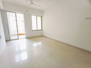 Room in 2 BHK Apartment at Majestique 38 Park Majestique, Undri – for Rent