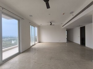 Room in 3.5 BHK Apartment at Vatika Sovereign Park, Sector 99 – for Rent