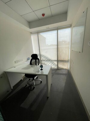 Team Area in  Office Space at Dilip Makskap Centre, Andheri West – for Sale