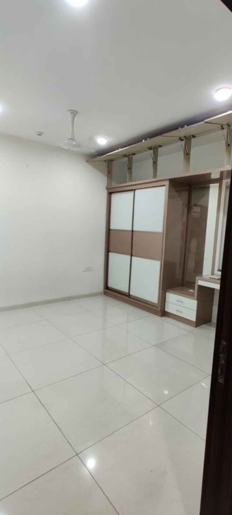 Room, jayabheri-the-summit 3 Bedroom 2125 Sq.Ft. Apartment In Narsingi Hyderabad 10650905