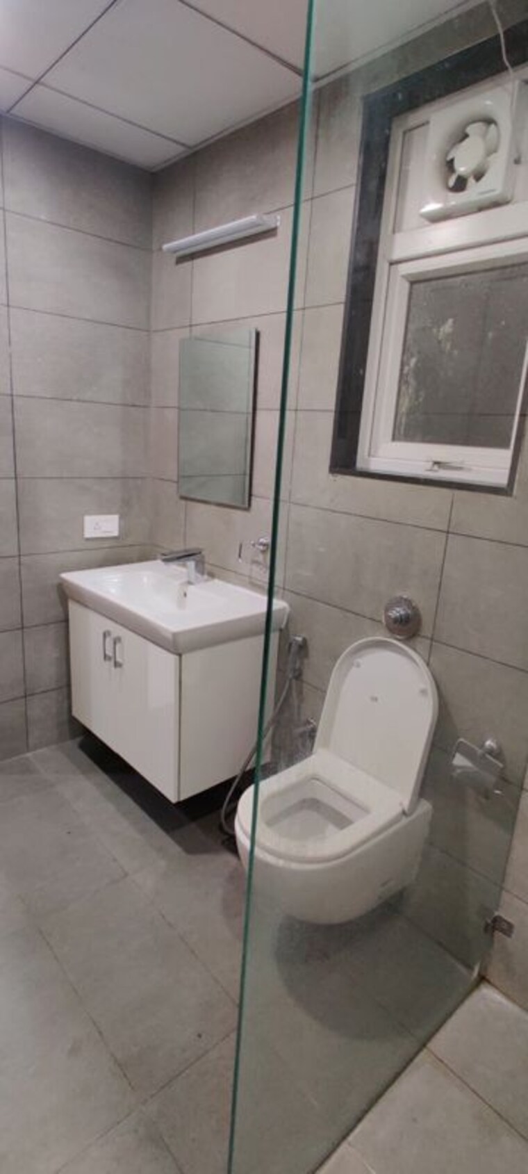 Bathroom, jayabheri-the-summit 3 Bedroom 2125 Sq.Ft. Apartment In Narsingi Hyderabad 10650905