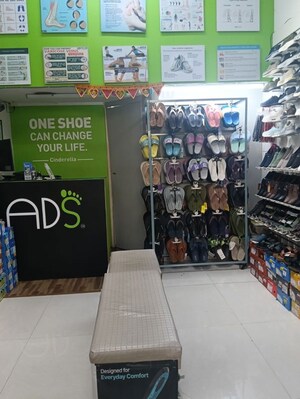 Team Area in  Shop at Andheri West – for Rent