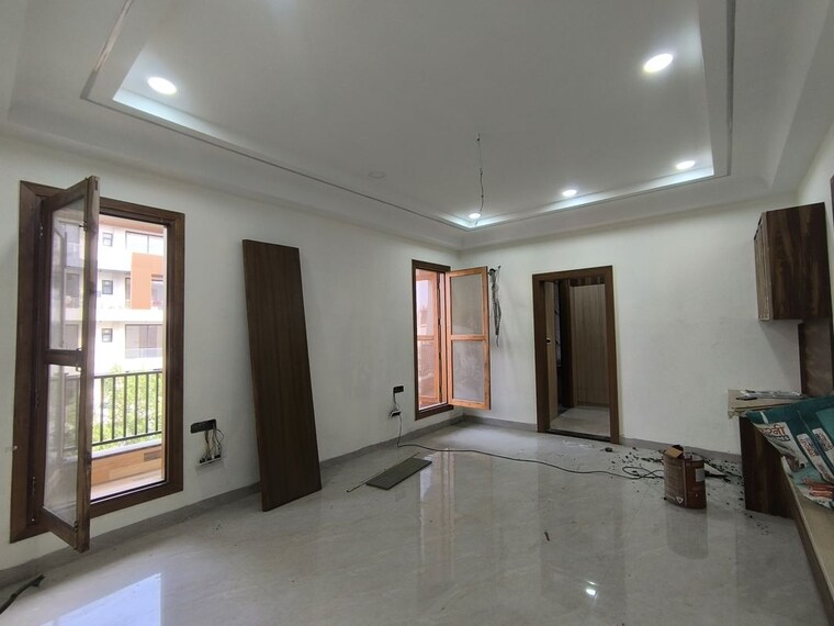 Room, bptp-amstoria-country-floor 4 Bedroom 500 Sq.Yd. Builder Floor In Sector 102 Gurgaon 10650909