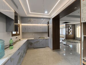 Kitchen in 4 BHK Builder Floor at BPTP Amstoria Country Floor, Sector 102 – for Sale
