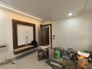 Living Room in 4 BHK Builder Floor at BPTP Amstoria Country Floor, Sector 102 – for Sale